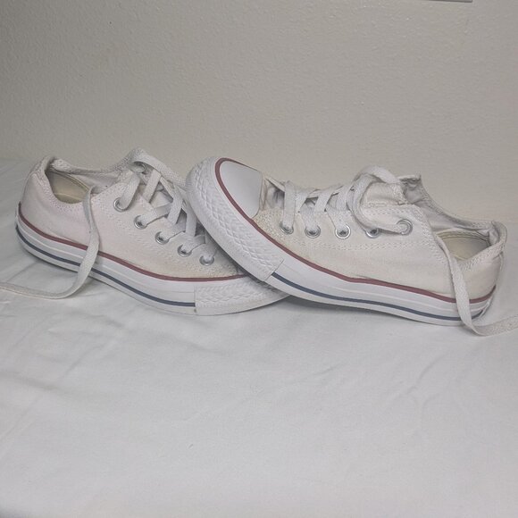 Converse Great Condition Women's Size 6 Cream/White Converse Low-Top Sneakers - Picture 2 of 8